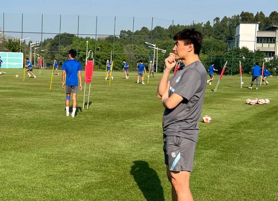 国产做爰高潮呻吟视频
