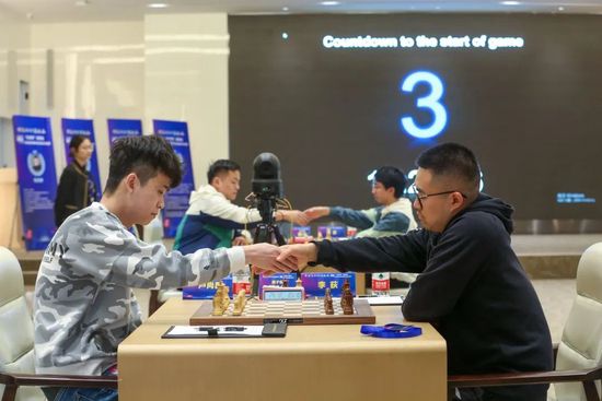 国产一线天粉嫩馒头极品av