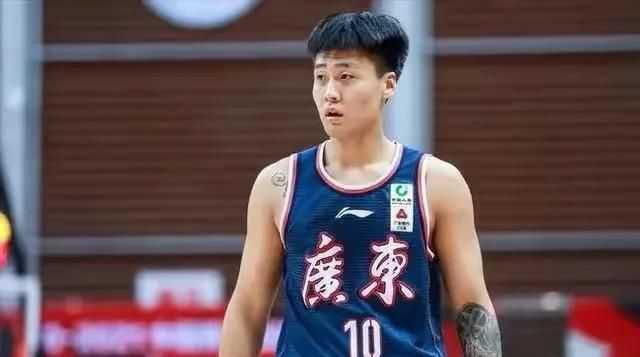 和丰满肥臀岳的性事